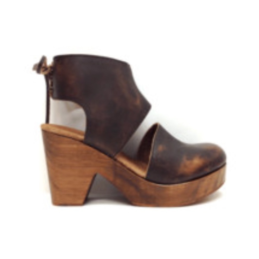 Free People Tie Up Wood Clogs